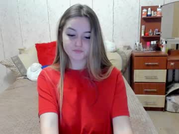 webcam girl emmika_ image #3136690