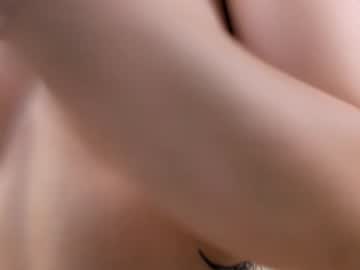 webcam girl creamy_raspberry image #5073517
