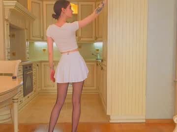 webcam girl harrieteasley image #8034254