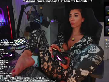 webcam girl evelyne92 image #8461701