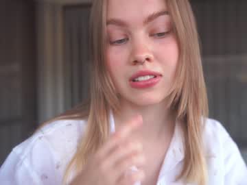 webcam girl bibi_it_is image #5319377