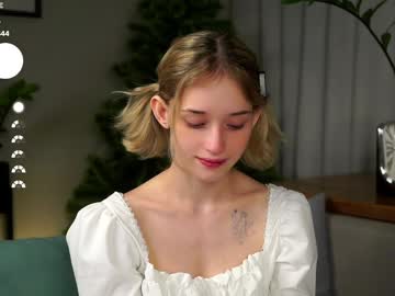 webcam girl taitehambelton image #8781798