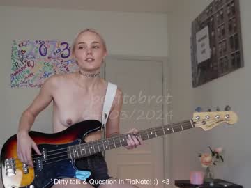 webcam girl petitebrat image #6694554