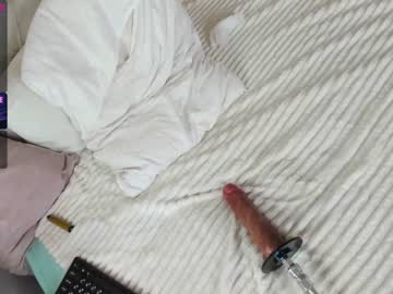 webcam girl lil_angell_ image #2057221