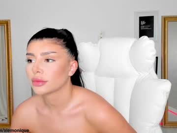 webcam girl moniqueeass image #6836978