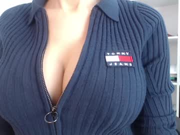 webcam girl eat_mee_out image #1616950