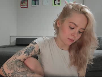 webcam girl honey_sunshine image #2121326