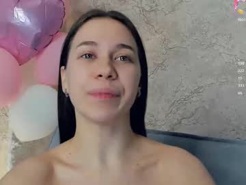webcam girl gilliancrafts image #8942326