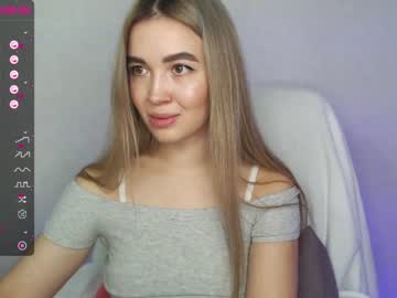 webcam girl yourvirusqueen_ image #2287454