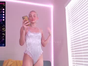 webcam girl petitebrat image #2667659