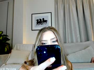 webcam girl x_lily_x image #7564001