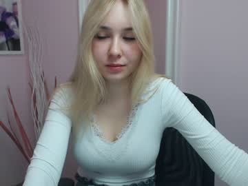webcam girl lila_page image #1112272