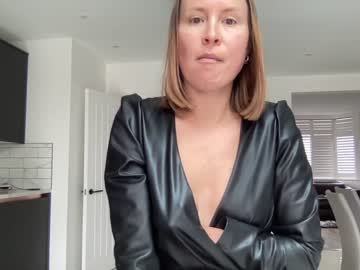 webcam girl eatmypie69 image #5377499