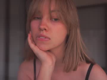 webcam girl bibi_it_is image #6453451