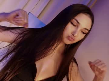webcam girl hollyextra image #9391863