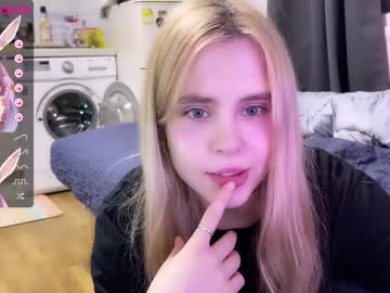 webcam girl nyakawaii69 image #4146902