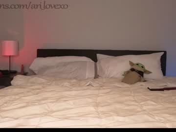 webcam couple ari_lovexo image #4063662