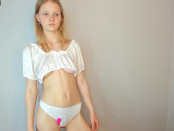 webcam girl porcelain__doll image #4358959