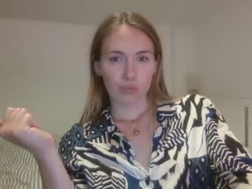 webcam girl ivyyy1995 image #9287598