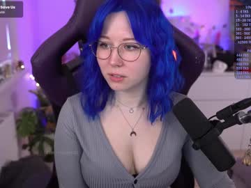 webcam girl blue_mooncat image #8858727