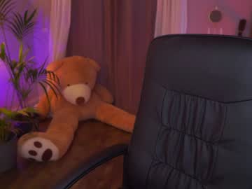 webcam girl juicyandthepussyblvd image #3316143