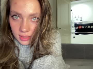 webcam girl angel_from_sky image #8143558