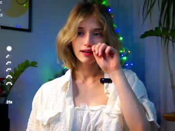 webcam girl taitehambelton image #8420131