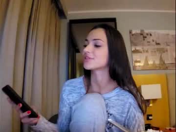 webcam girl toocutetohandle image #2681477