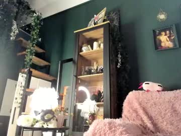 webcam girl bmwm5f90 image #9251738