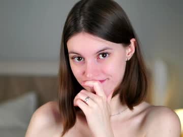 webcam girl aislyfarran image #8075293