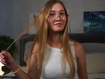 webcam girl maecall image #7442767