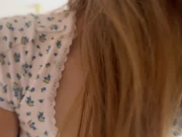 webcam girl cuteelsa_ image #8355489