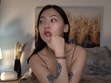 webcam girl refined_style image #6791476