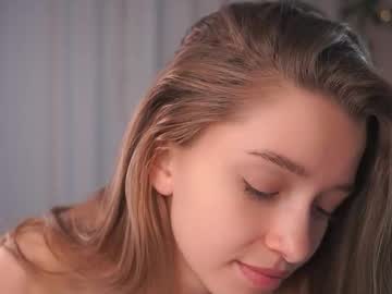 webcam girl little_poetry image #9280564