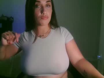 webcam girl queenouid image #7968749