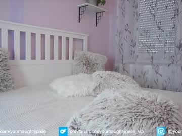 webcam girl yournaughtypixie image #2713291