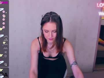webcam girl kitty_wood image #3809547