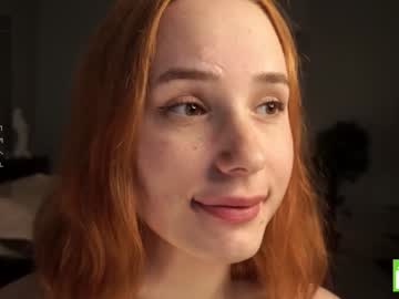 webcam girl margarethowell image #7333912
