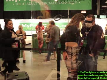 webcam couple honeyand_thebear image #312386