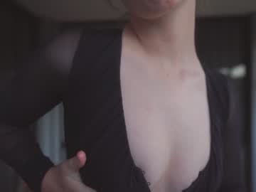 webcam girl bibi_it_is image #5873490