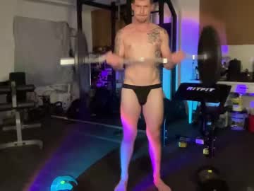 webcam man browneyedmuscleboy32 image #6952262