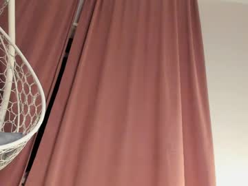 webcam girl emilybatee image #4007220