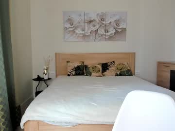 webcam girl flooora_0 image #9552328