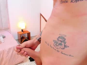 webcam couple twogirls2boys image #9418278