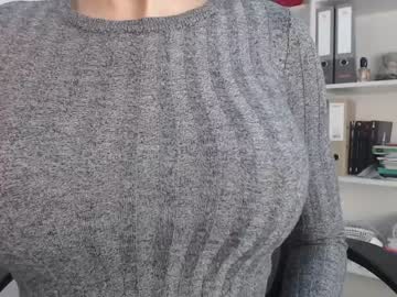 webcam girl eat_mee_out image #1853761