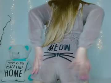 webcam girl little__cherrry image #2474716