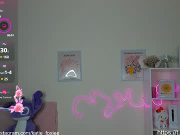 webcam girl katiefoxie image #8334655
