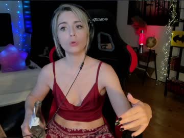 webcam girl kimilee22 image #4870754