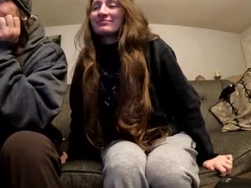 webcam couple spillthewine420 image #8443121