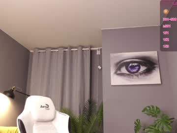 webcam girl meganiex image #8129946